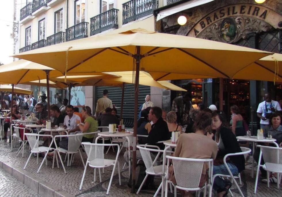 C3 Bairro Alto Cozy Romantic Loft In 18Th Century Building Lisboa Eksteriør bilde